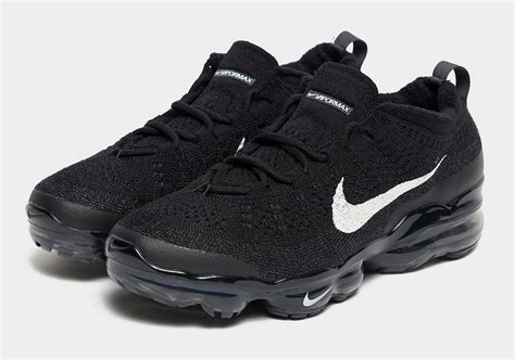 vapormax new release 2023